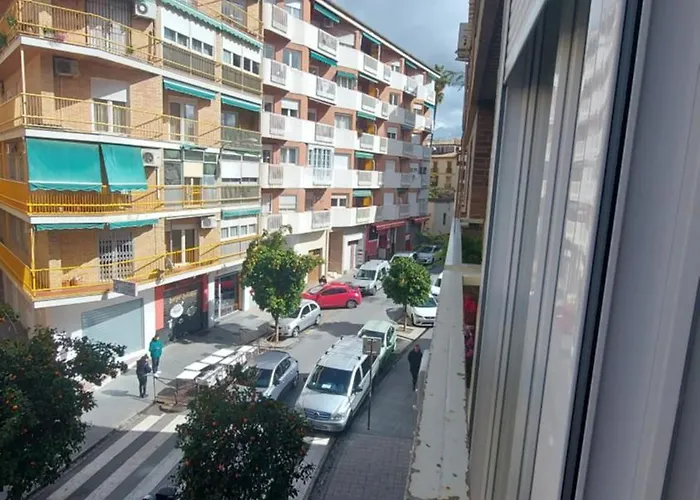Center * Granada